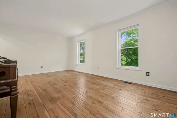 22 Miranda Lane #22, Stratford, CT 06615