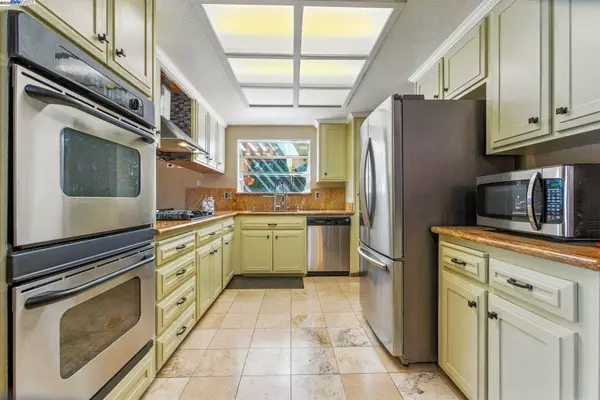 6236 Choctaw Ct, Manteca, CA 95336