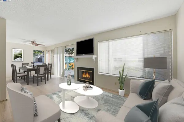 93 Cassia Dr, Hayward, CA 94544