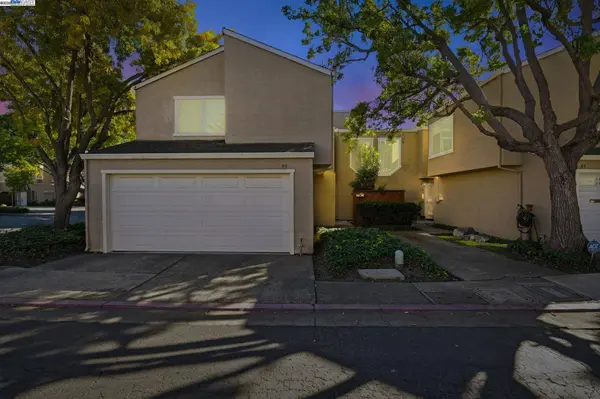 93 Cassia Dr, Hayward, CA 94544