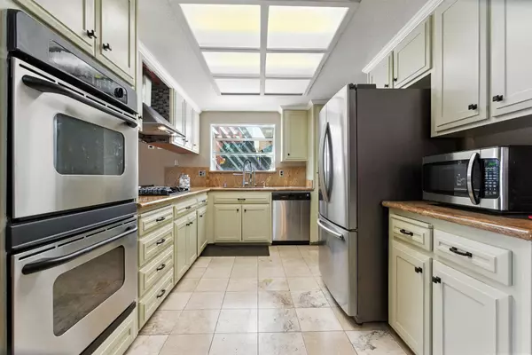 Manteca, CA 95336-9572,6236 Choctaw Ct