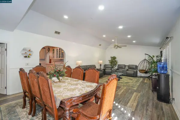 2614 Manhattan Beach Blvd, Redondo Beach, CA 90278