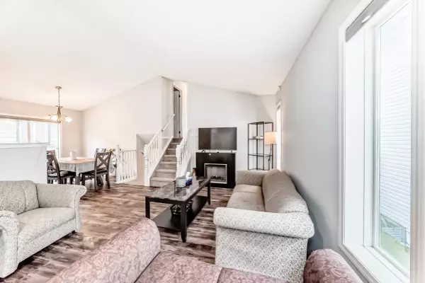 Calgary, AB T3K 5B2,147 Coverton Hts NE