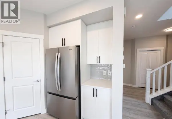 60 Ambledale Crescent, Calgary, AB T3P2Z3