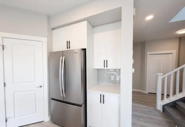 60 Ambledale CRES, Calgary, AB T3P 2Z3