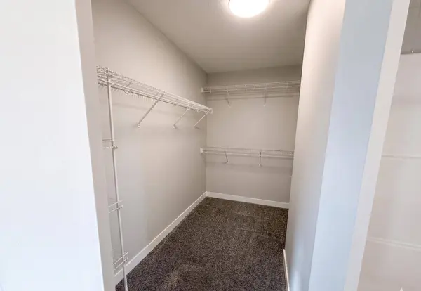 60 Ambledale CRES, Calgary, AB T3P 2Z3