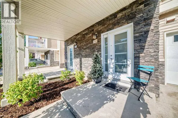 551 Redstone View NE, Calgary, AB T3N0M9