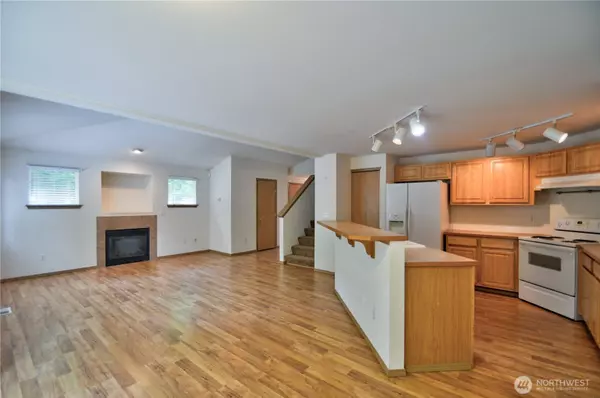 8021 27th AVE S, Lacey, WA 98503