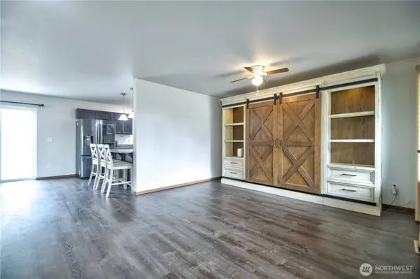 308 Middleton CT SE, Rainier, WA 98576