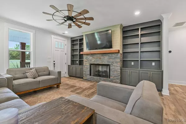 501 Merritt LN, Prattville, AL 36067