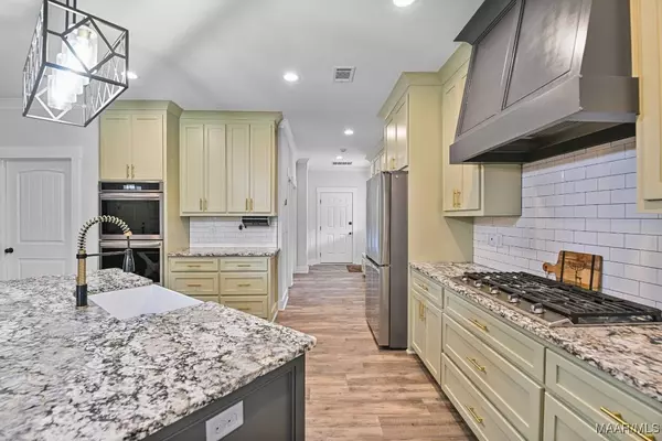 501 Merritt LN, Prattville, AL 36067