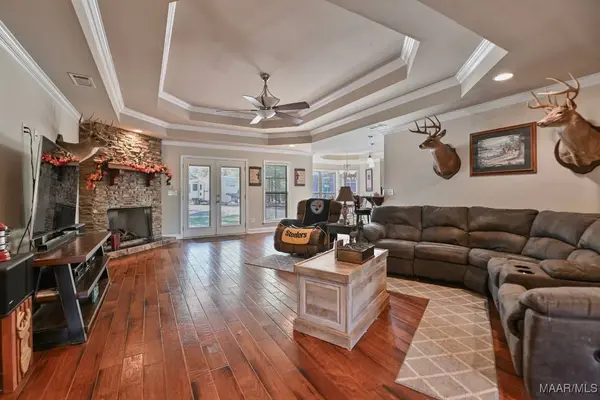 915 County Road 19 N, Prattville, AL 36067