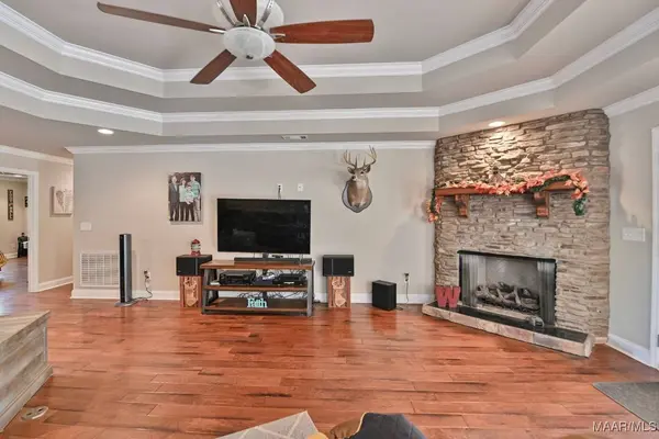 915 County Road 19 N, Prattville, AL 36067