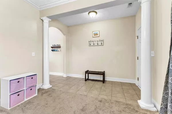 721 Briarcliff PL, Prattville, AL 36066