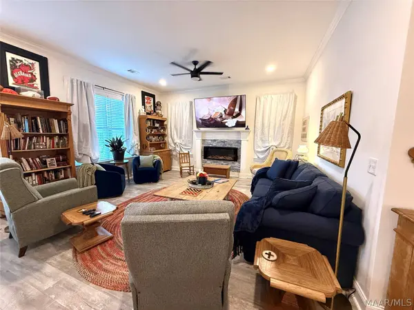 307 Eastgate DR, Prattville, AL 36066