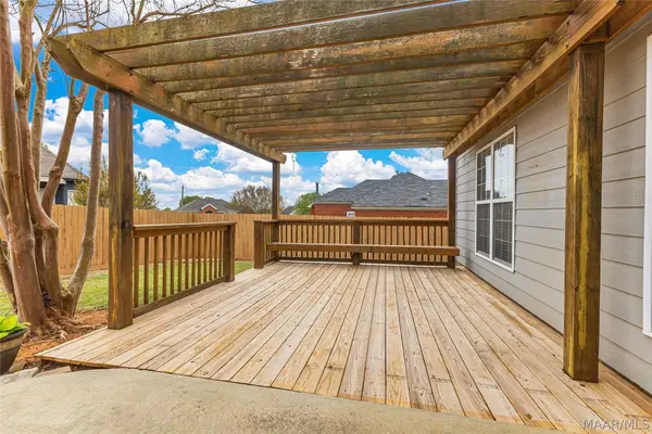 1912 Chancellor Ridge RD, Prattville, AL 36066