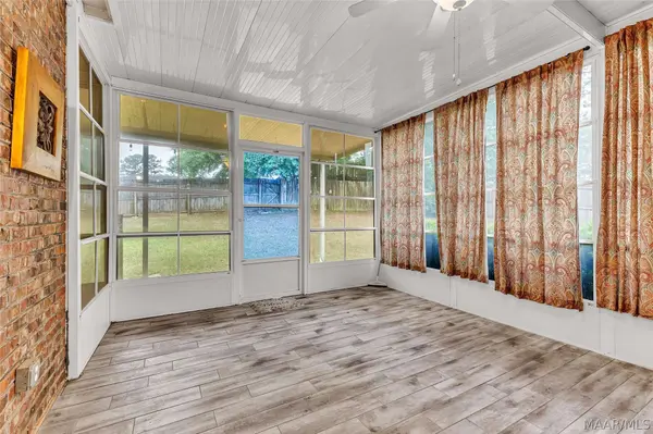 222 Cobb Ridge RD, Millbrook, AL 36054