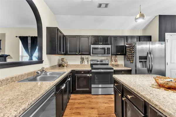 423 BUENA VISTA WAY, Prattville, AL 36067