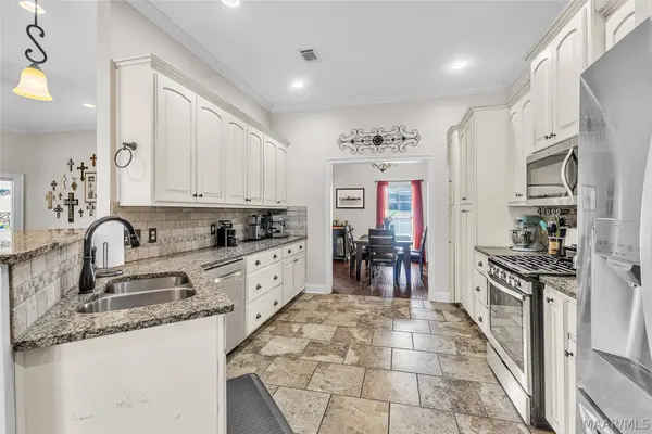 477 Weatherby TRL, Prattville, AL 36067