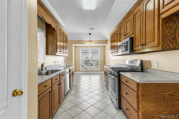 1920 Cedar Ridge LOOP, Prattville, AL 36067