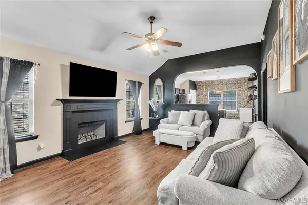 423 BUENA VISTA WAY, Prattville, AL 36067