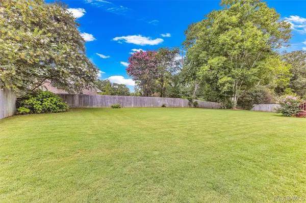 69 Harrison Hill CT, Deatsville, AL 36022