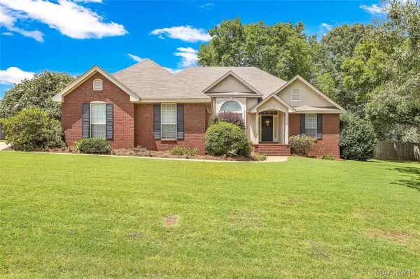 69 Harrison Hill CT, Deatsville, AL 36022