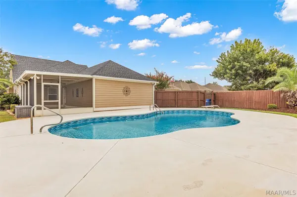 1890 PENDLEBROOKE DR, Prattville, AL 36066