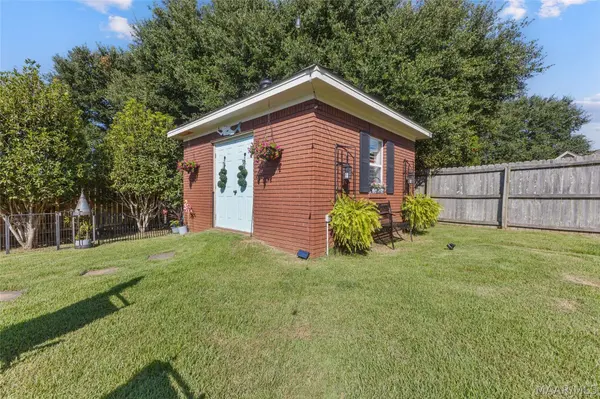 547 Jasmine TRL, Prattville, AL 36066