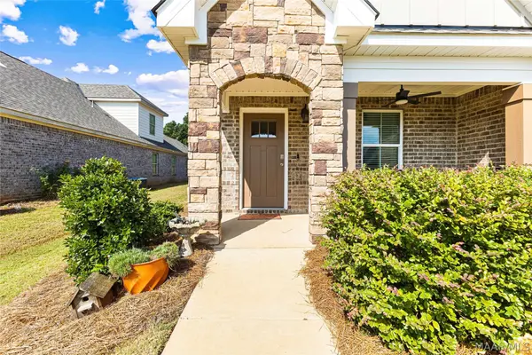 709 Harbin DR, Prattville, AL 36066