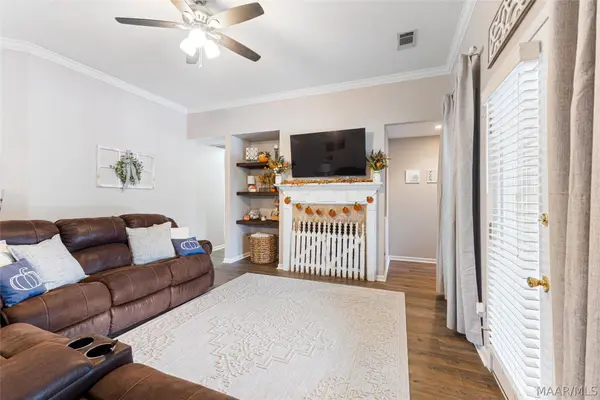 1342 Meadow Glen RD, Montgomery, AL 36117