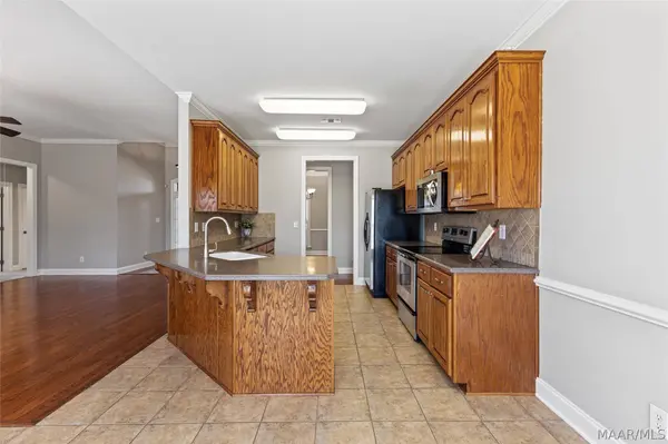 1319 Carson DR, Prattville, AL 36067