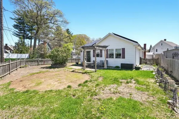 100 Nelson St, West Springfield, MA 01089