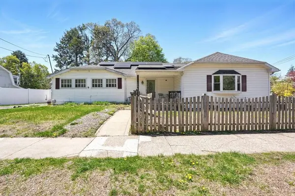 100 Nelson St, West Springfield, MA 01089