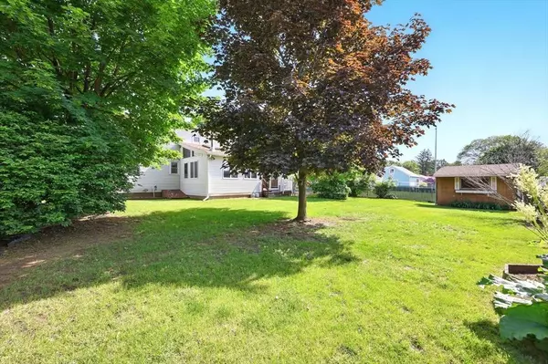 36 Memorial Dr, Agawam, MA 01030