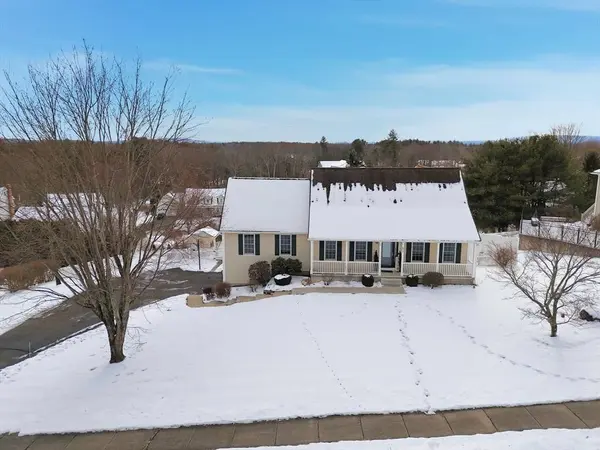 53 Scenic Rd, Westfield, MA 01085