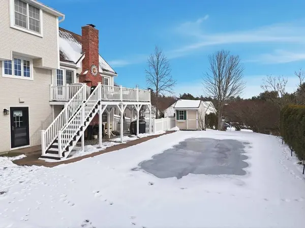 53 Scenic Rd, Westfield, MA 01085