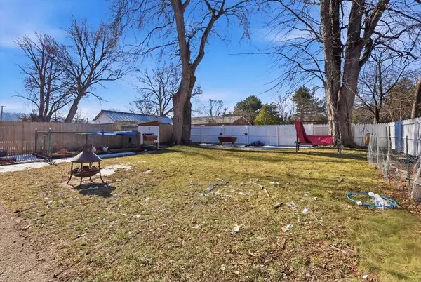 171 State St, Chicopee, MA 01013