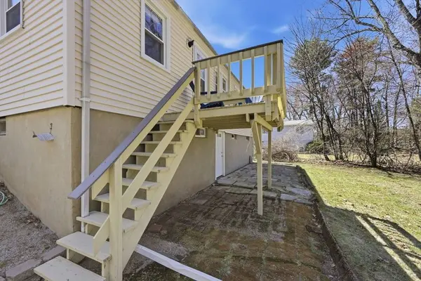 132 Lasalle St, East Longmeadow, MA 01028