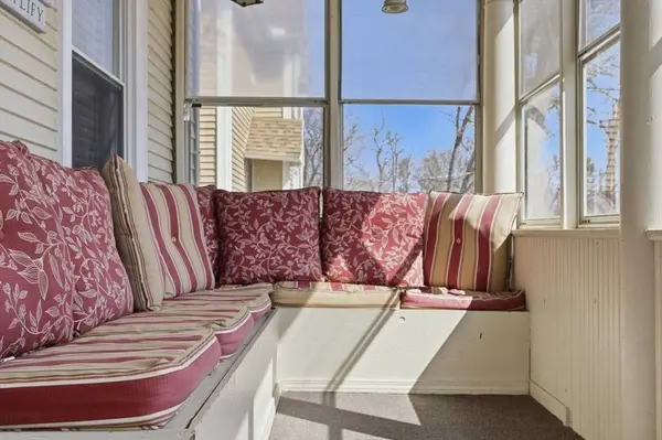 15 Granger Pl, West Springfield, MA 01089