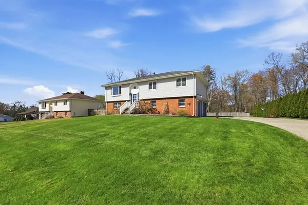 39 Salli Circle, Ludlow, MA 01056