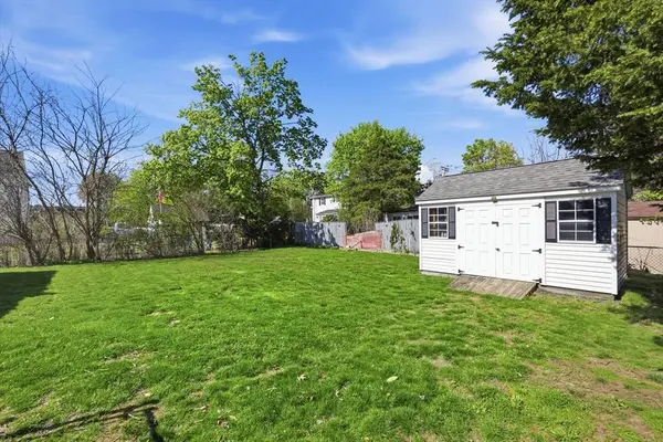 33 Maple Terrace, West Springfield, MA 01089