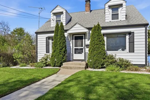 33 Maple Terrace, West Springfield, MA 01089