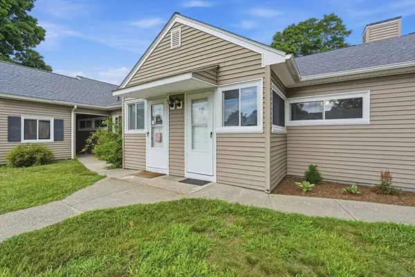 116 Applewood Dr #116, Chicopee, MA 01022
