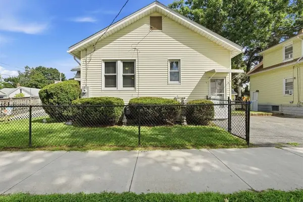 103 Duryea St, Springfield, MA 01104