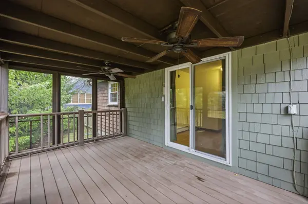 110 Bridge St, Northampton, MA 01062