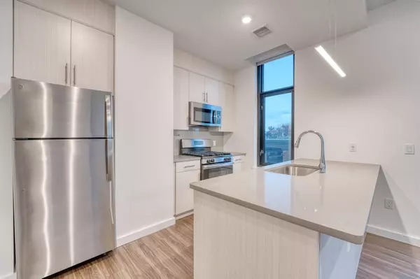 957 BROADWAY  #904, Bayonne, NJ 07002