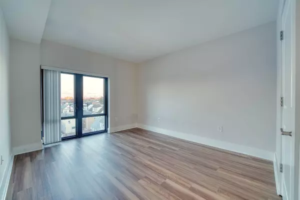 1040 JOHN F KENNEDY BLVD #301, Bayonne, NJ 07002