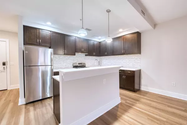 1040 JOHN F KENNEDY BLVD #301, Bayonne, NJ 07002