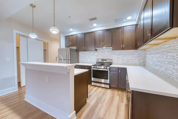 1040 JOHN F KENNEDY BLVD #301, Bayonne, NJ 07002